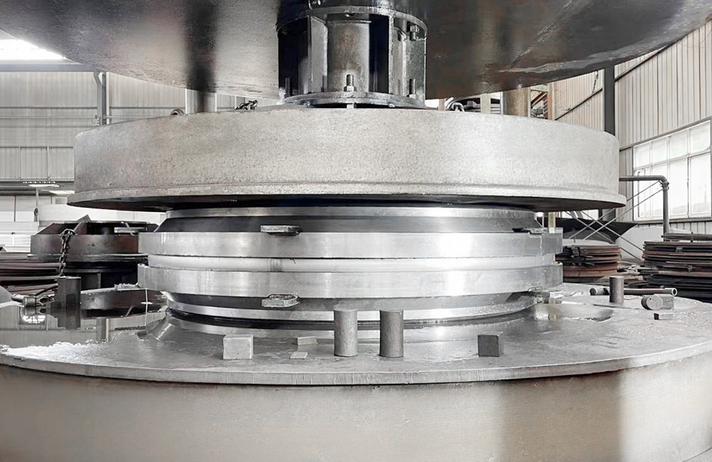 Metal bellows forming equipment